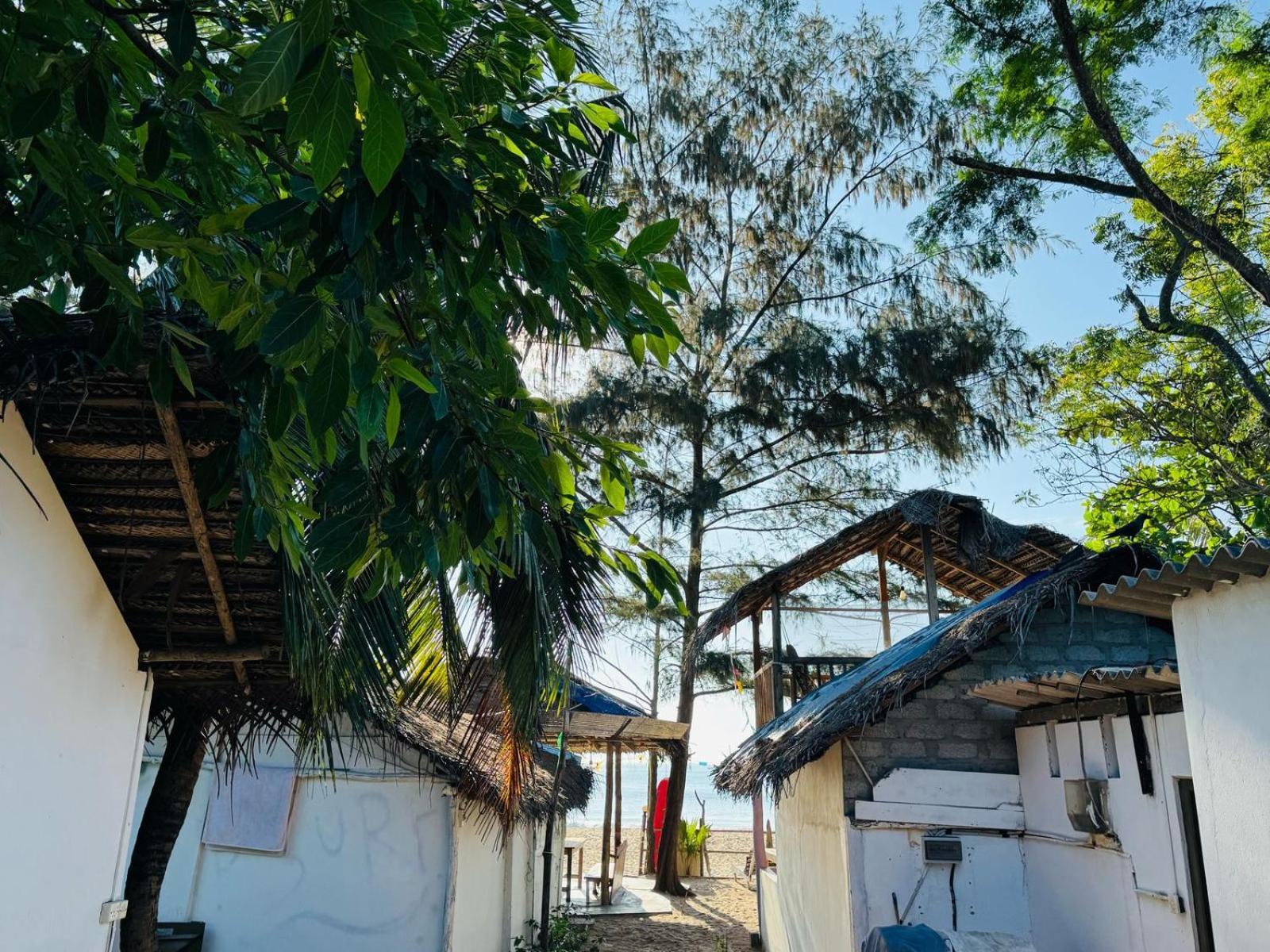 Beach Wave Hotel Arugam Bay Bagian luar foto