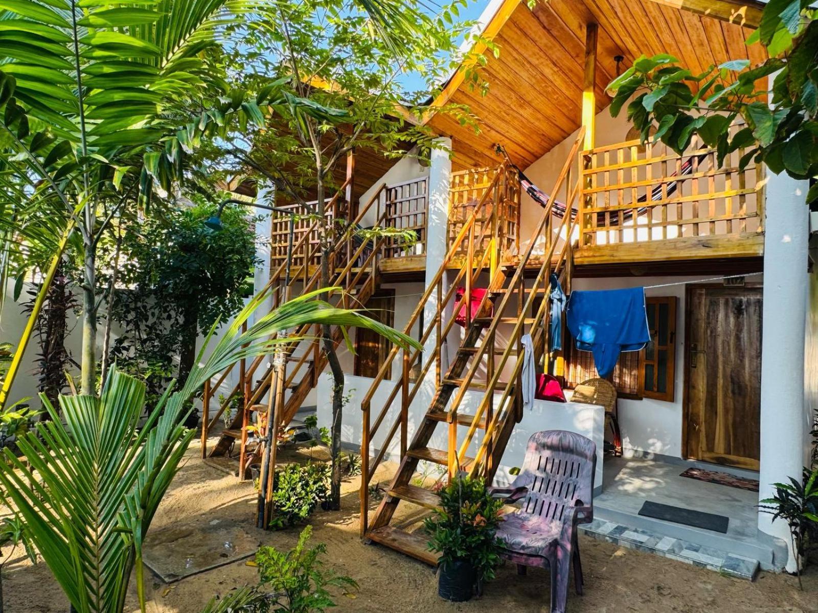Beach Wave Hotel Arugam Bay Bagian luar foto